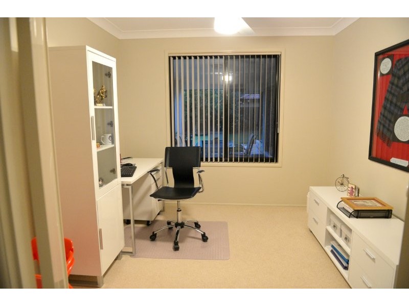 2 Cabarita Crescent, Eatons Hill QLD 4037