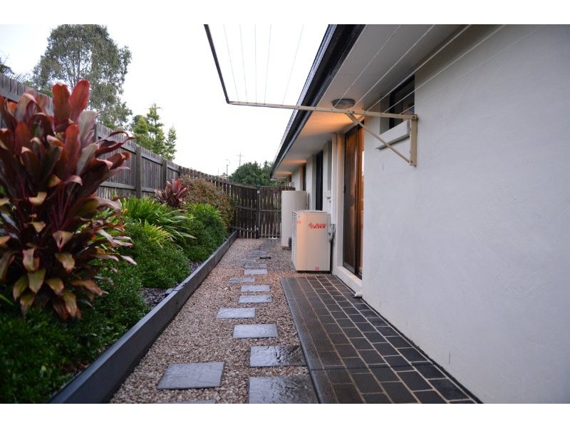 2 Cabarita Crescent, Eatons Hill QLD 4037