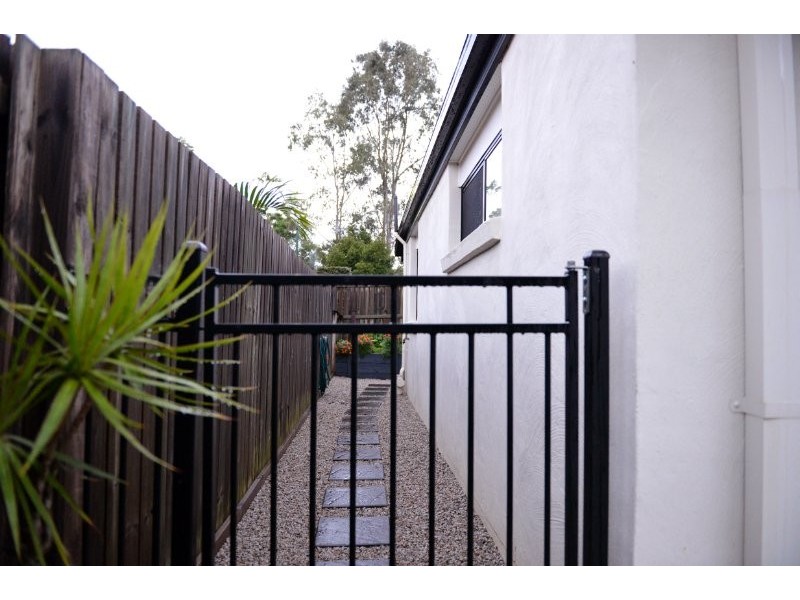 2 Cabarita Crescent, Eatons Hill QLD 4037