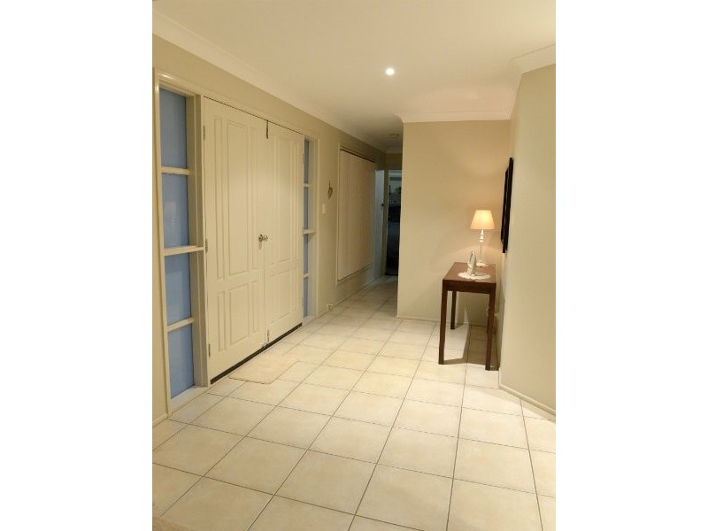 2 Cabarita Crescent, Eatons Hill QLD 4037