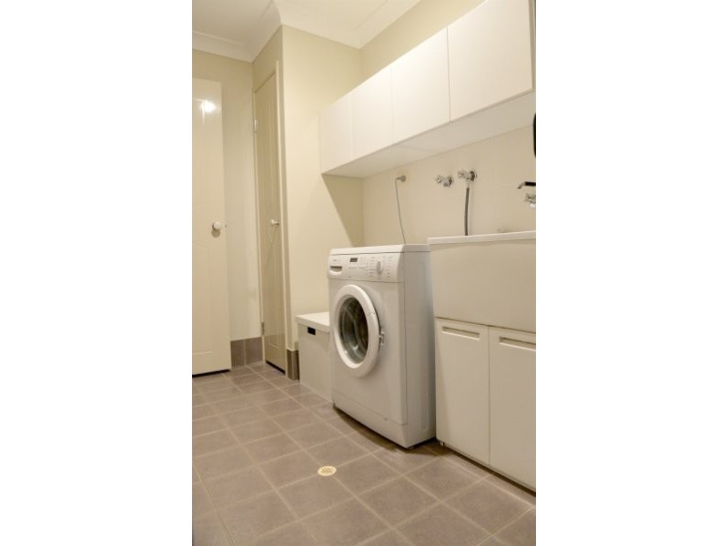 2 Cabarita Crescent, Eatons Hill QLD 4037