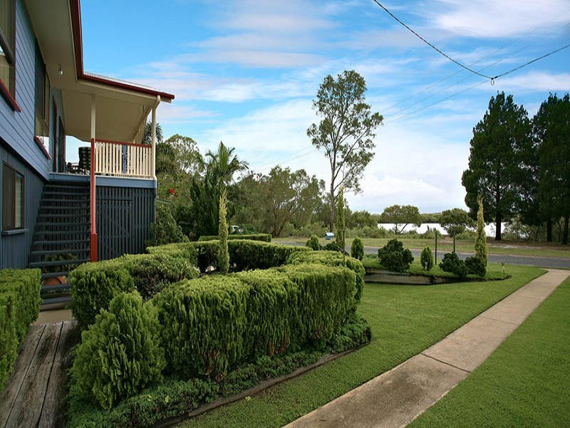35 Moffatt Esplanade, Toorbul QLD 4510