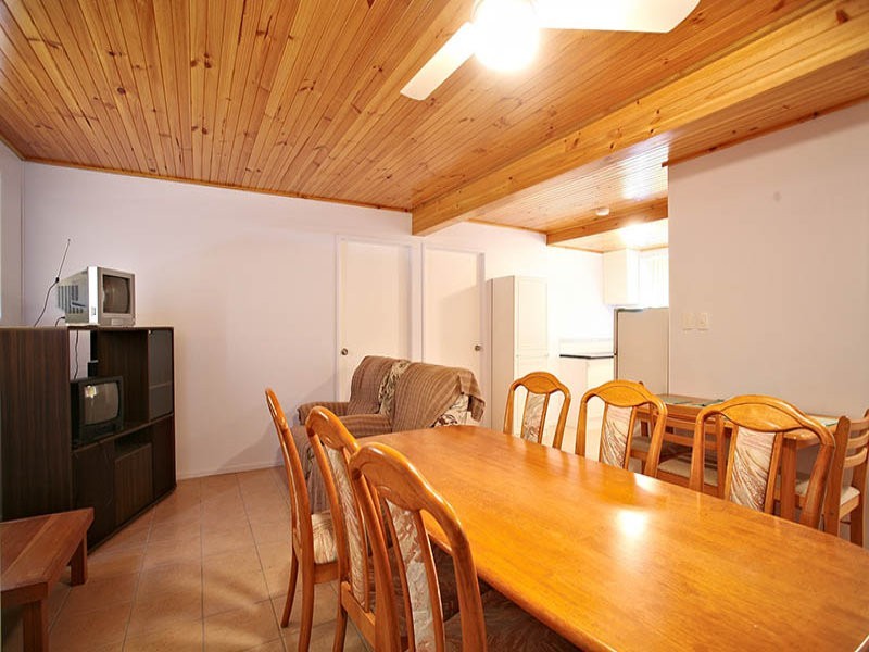 35 Moffatt Esplanade, Toorbul QLD 4510