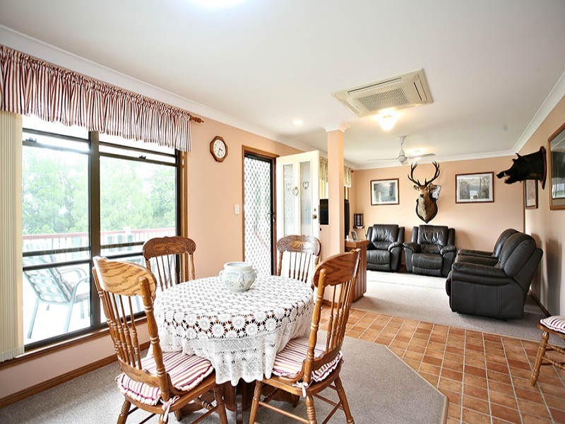35 Moffatt Esplanade, Toorbul QLD 4510