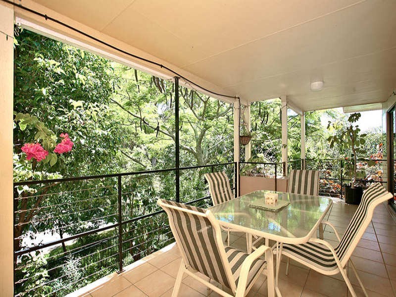 43 The Boulevarde, Bongaree QLD 4507