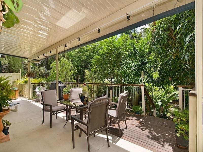 5 Hutchinson Street, Woorim QLD 4507