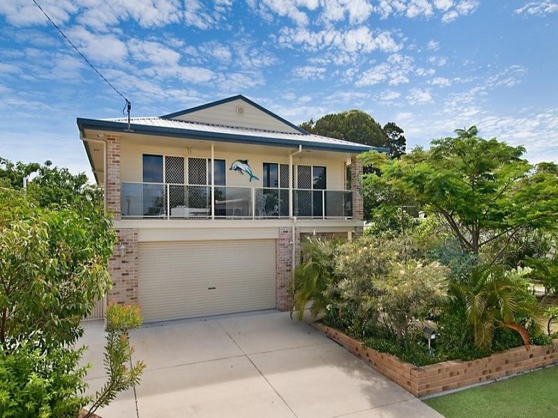 5 Hutchinson Street, Woorim QLD 4507