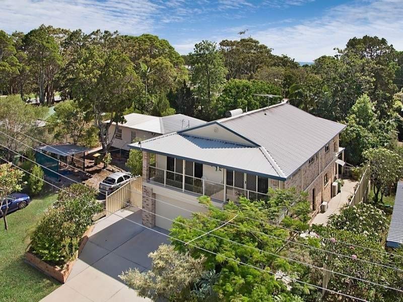 5 Hutchinson Street, Woorim QLD 4507
