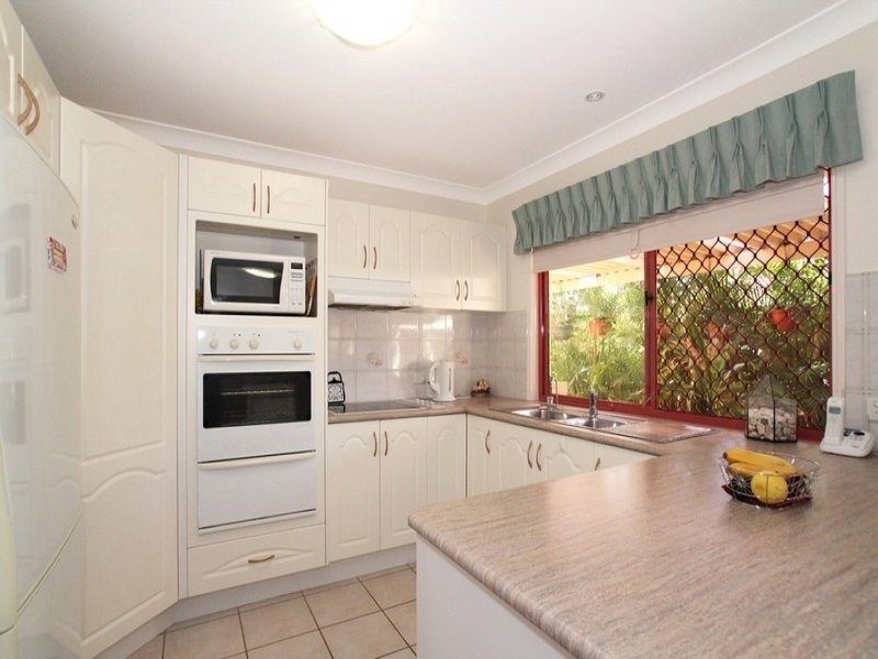 2/51 Banya Street, Bongaree QLD 4507