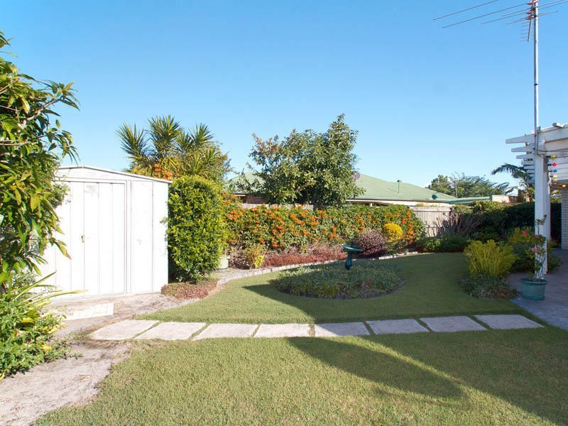 12 Pentas Drive, Bongaree QLD 4507