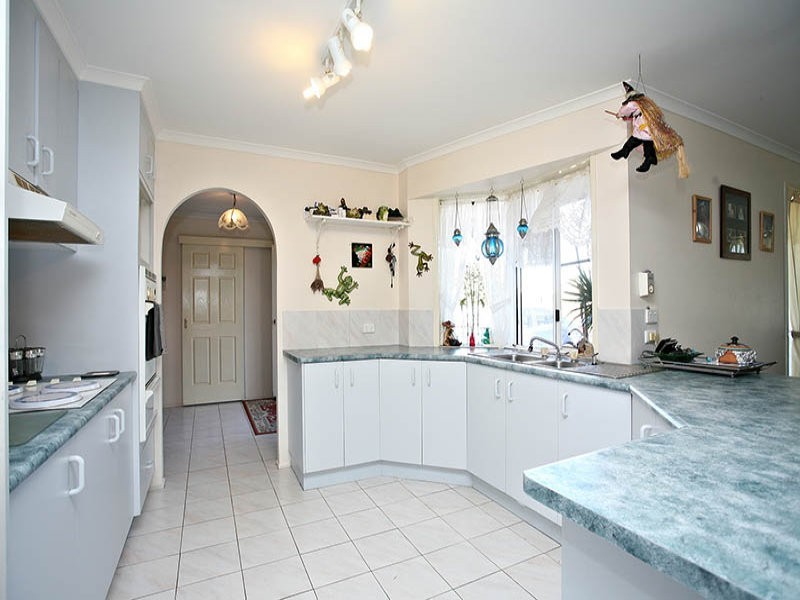 39 Jasmin Drive, Bongaree QLD 4507