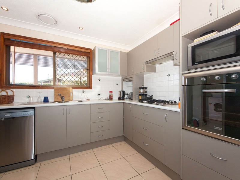 7 Venus Court, Banksia Beach QLD 4507