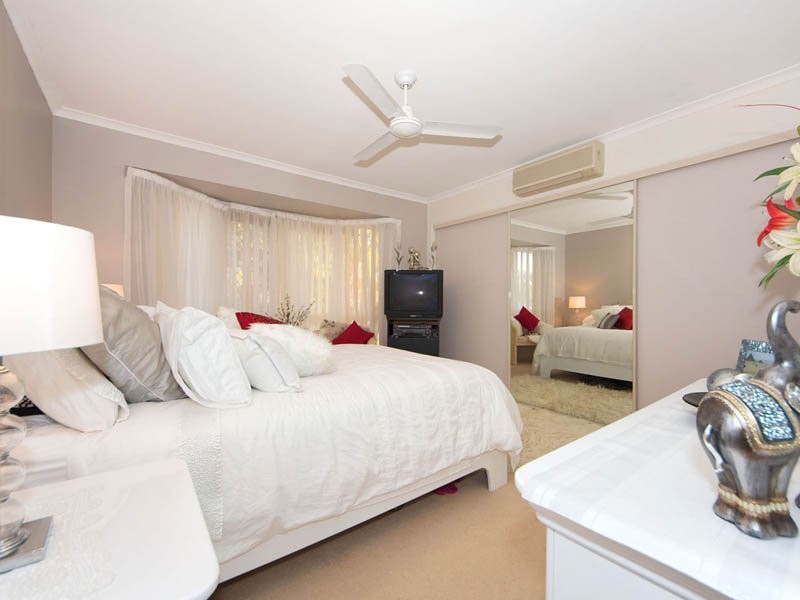 2/5 Headsail Drive, Banksia Beach QLD 4507