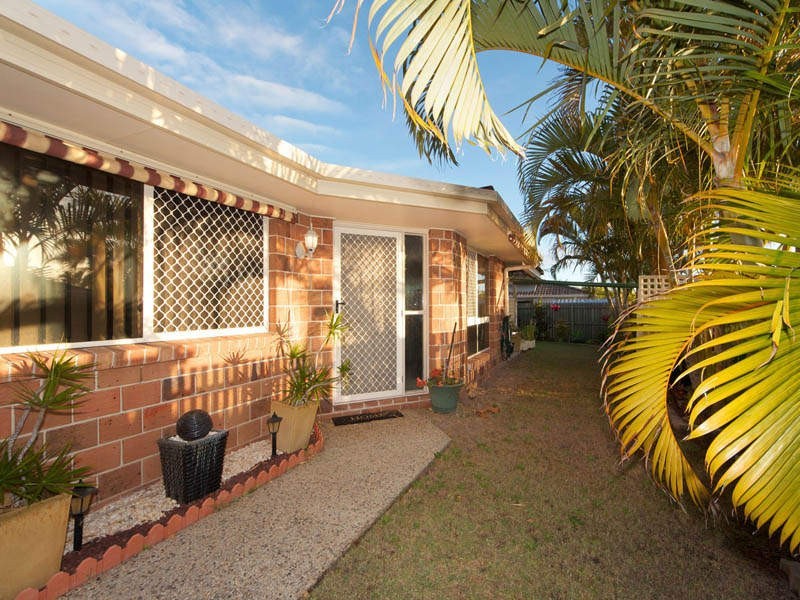 2/5 Headsail Drive, Banksia Beach QLD 4507