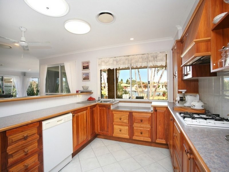 51 Pacific Drive, Banksia Beach QLD 4507
