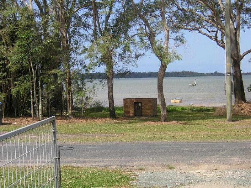 20 The Esplanade, Toorbul QLD 4510