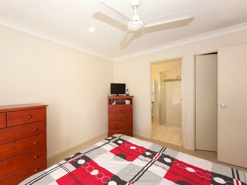 15 Julie Drive, Caboolture South QLD 4510