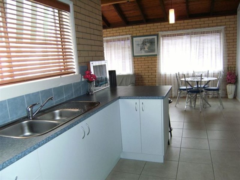 15 Brookes Crescent, Woorim QLD 4507