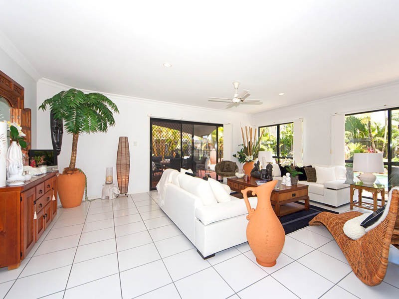 236 Endeavour Drive, Banksia Beach QLD 4507