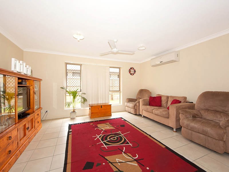 6 Water Gum Crescent, Ningi QLD 4511