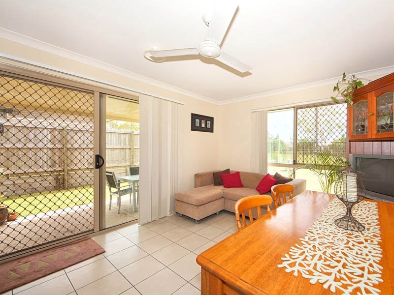 6 Water Gum Crescent, Ningi QLD 4511