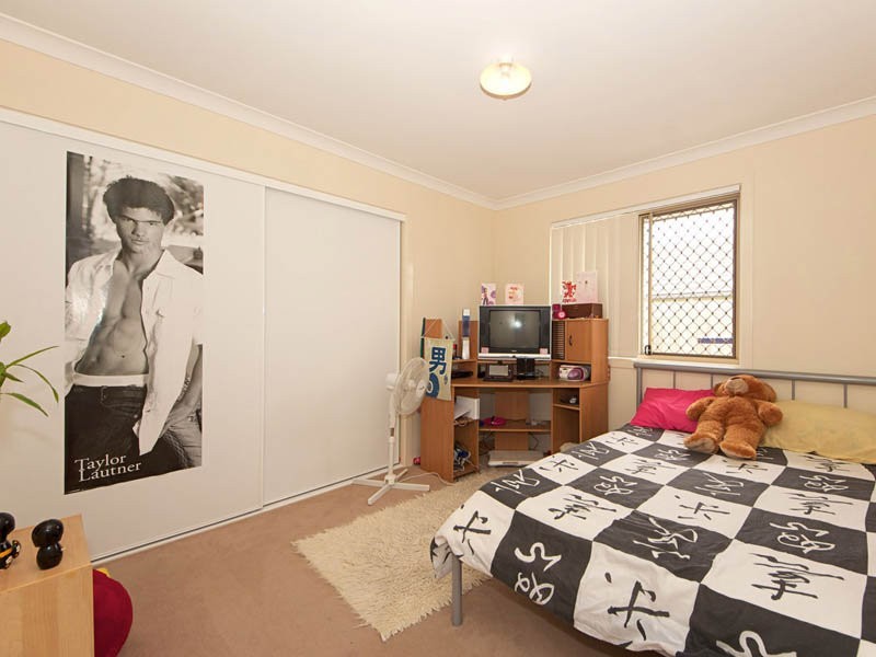 6 Water Gum Crescent, Ningi QLD 4511