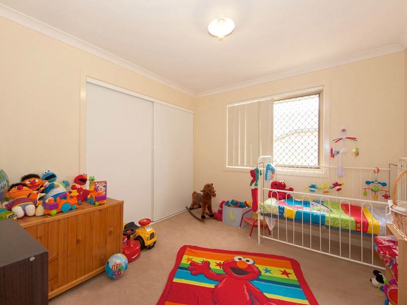 6 Water Gum Crescent, Ningi QLD 4511
