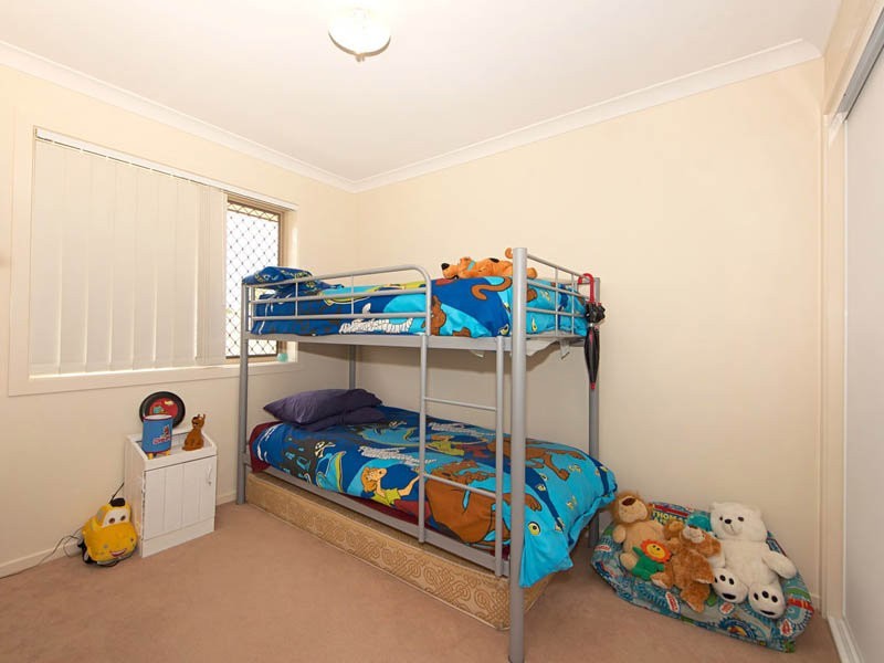 6 Water Gum Crescent, Ningi QLD 4511