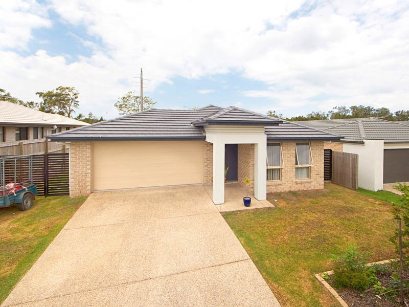 6 Water Gum Crescent, Ningi QLD 4511