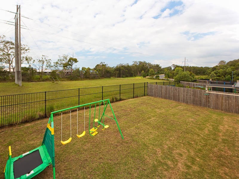 6 Water Gum Crescent, Ningi QLD 4511