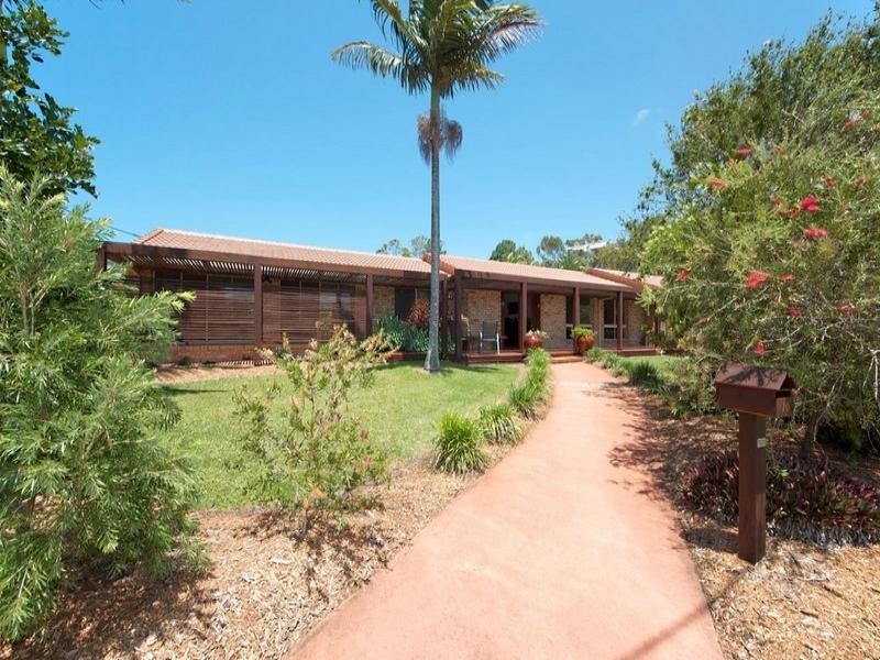10 Taksan Place, Ningi QLD 4511