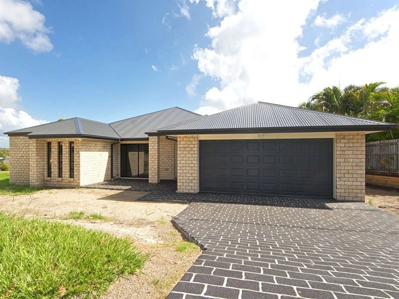 128 Bestmann Road E, Sandstone Point QLD 4511