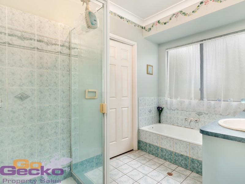 16 Abbey Road, Caboolture QLD 4510
