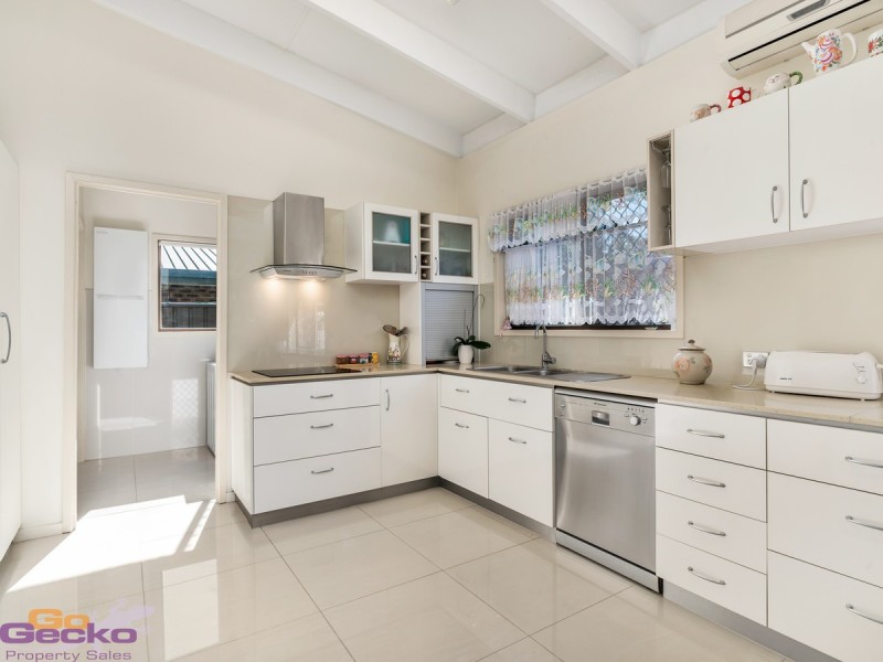 48 Phoenix Avenue, Bongaree QLD 4507