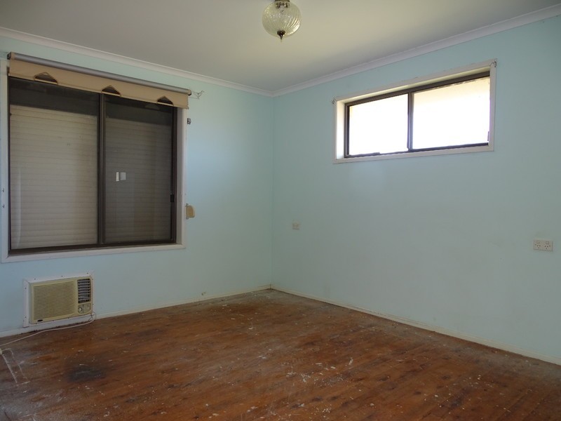 193 Bishop Road, Beachmere QLD 4510