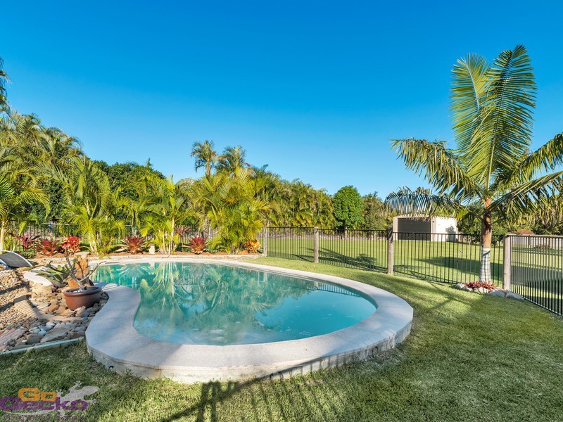 21 Wrenaus Way, Ningi QLD 4511