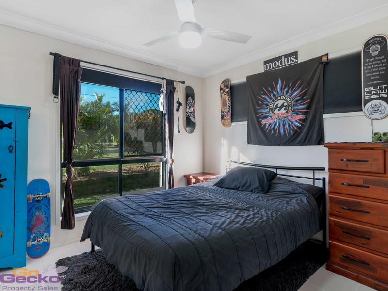21 Wrenaus Way, Ningi QLD 4511