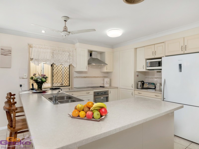 2/75 Phoenix Avenue, Bongaree QLD 4507