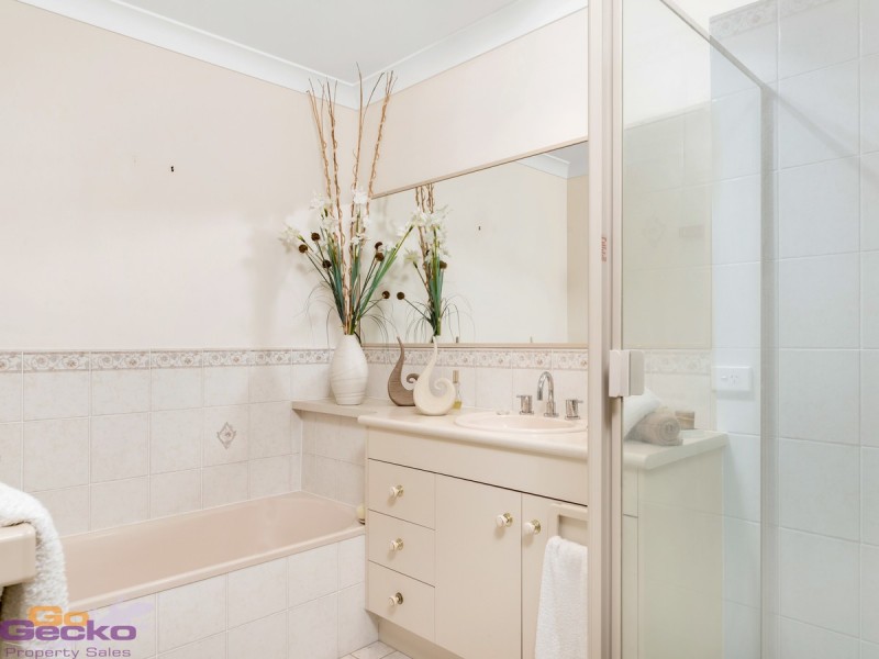 2/75 Phoenix Avenue, Bongaree QLD 4507