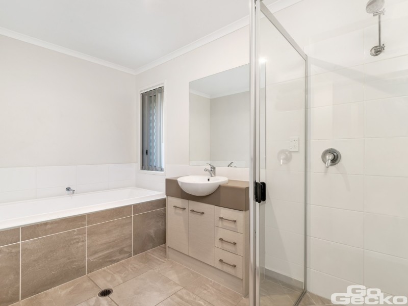 10 Water Gum Crescent, Ningi QLD 4511