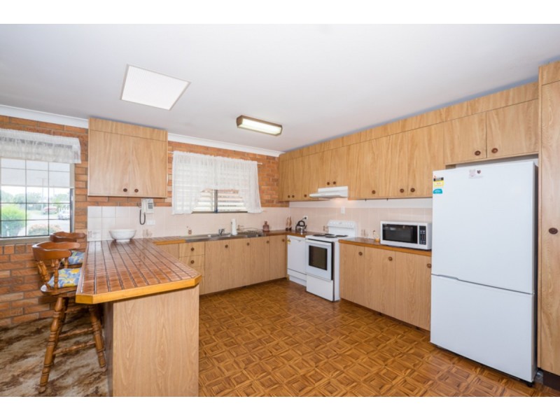 13 Marton Place, Banksia Beach QLD 4507