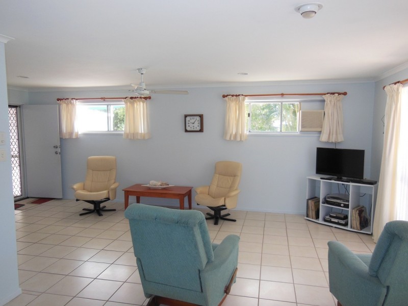20 Bernborough Way, Ningi QLD 4511