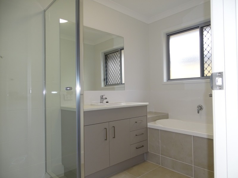 11 Fernleaf Court, Caboolture QLD 4510