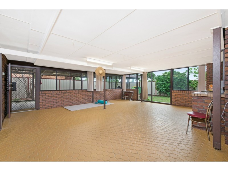 6 Pimpala Crescent, Bongaree QLD 4507