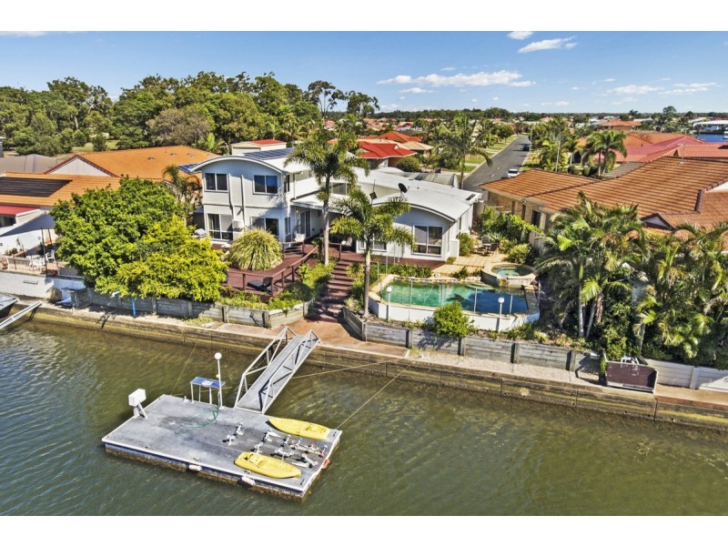 110 Kangaroo Avenue, Bongaree QLD 4507