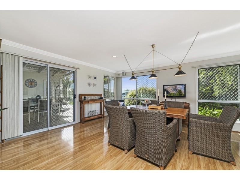 110 Kangaroo Avenue, Bongaree QLD 4507