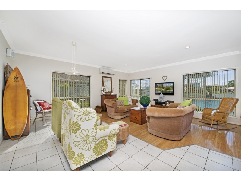 110 Kangaroo Avenue, Bongaree QLD 4507