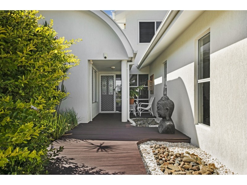 110 Kangaroo Avenue, Bongaree QLD 4507