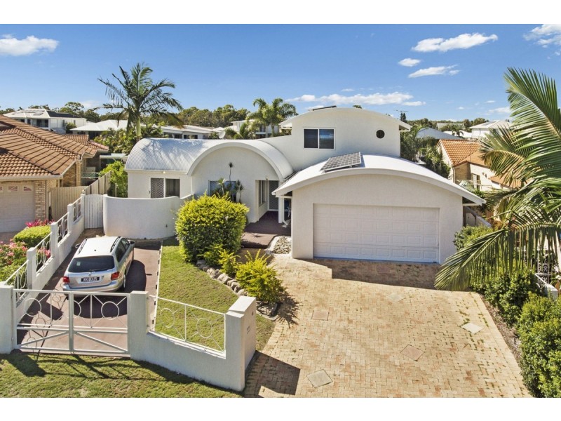 110 Kangaroo Avenue, Bongaree QLD 4507