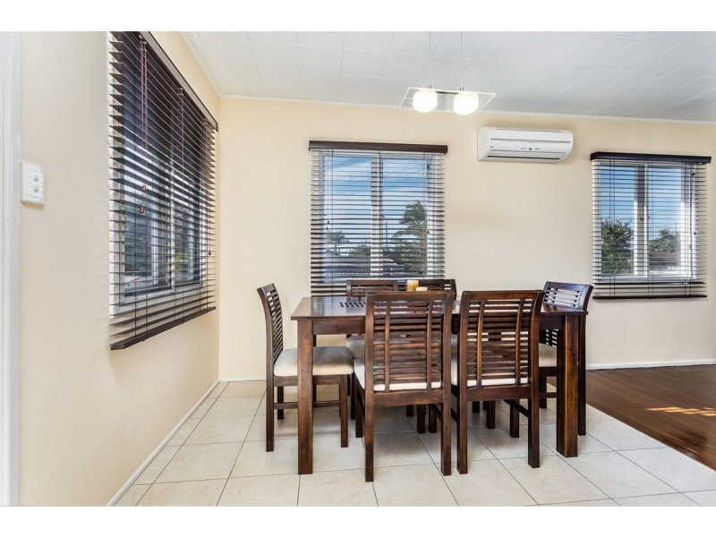 101 Scarborough Road, Redcliffe QLD 4020